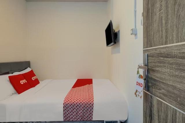 Super Oyo Capital O 3198 Sukomanunggal Inn Surabaya Luaran gambar